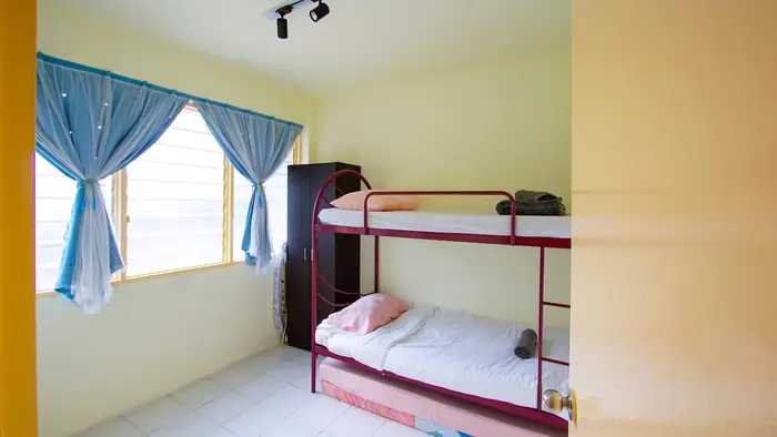 Bunk beds in the third bedroom