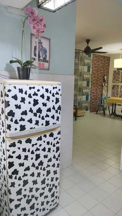 The entrance and counter